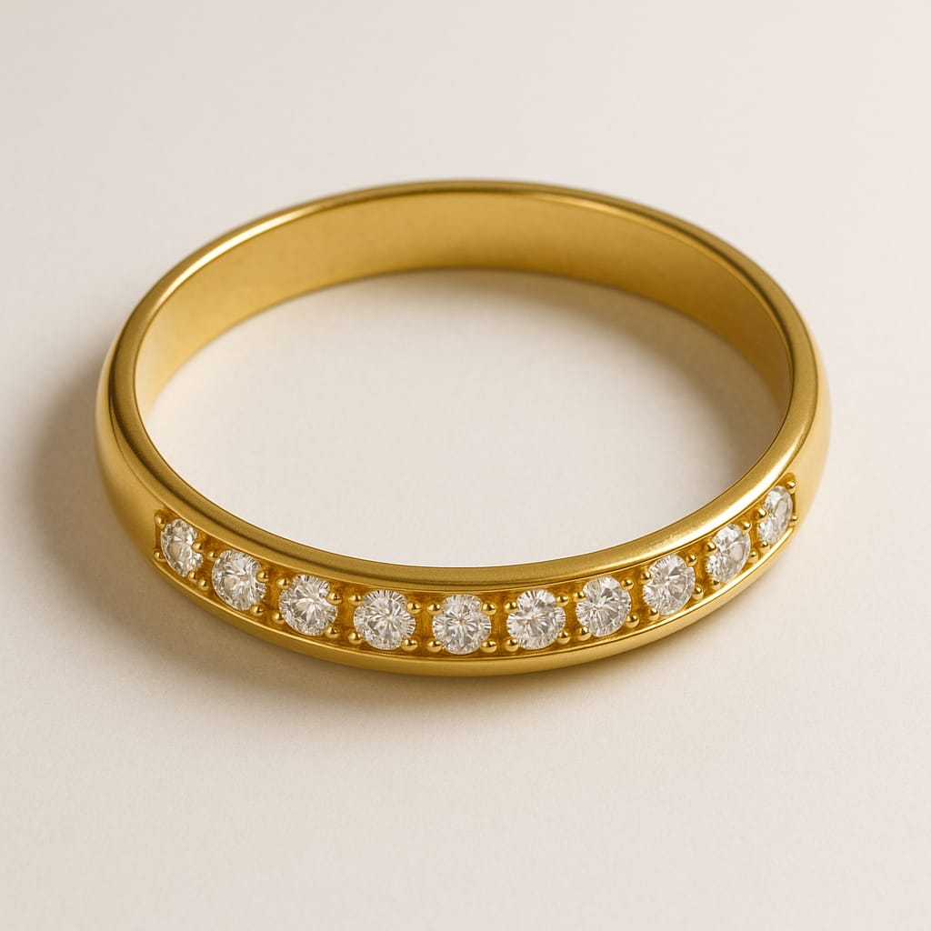 Diamond Centerpiece Slim Bangle