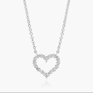 heart pendant necklace
