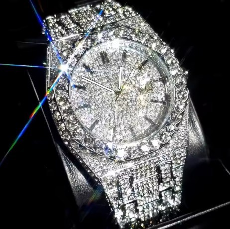 Shining Rhinestone Women’s Watch – Elegant Quartz Bracelet Wristwatch